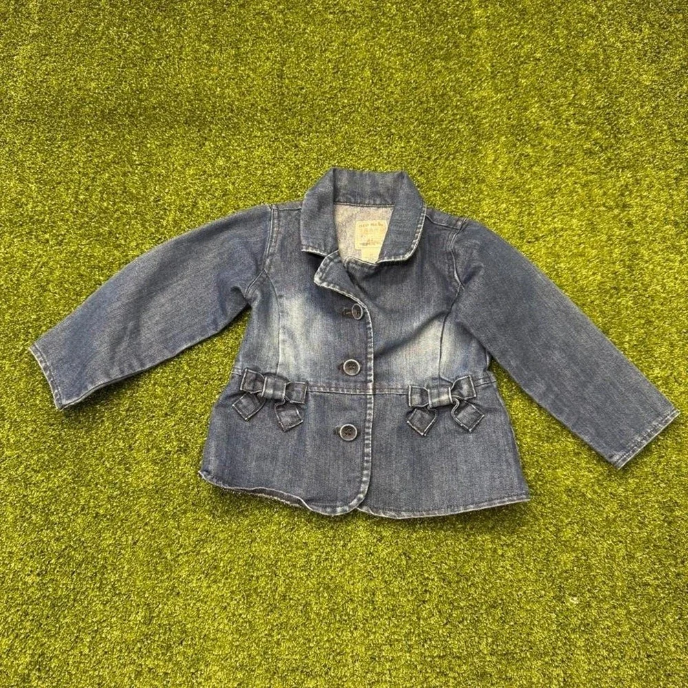 Vintage 2005 Old Navy blue denim‎ jacket with bow detail, size 3T Cotton
